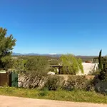 Esprit Moderniste Avec Piscine