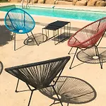 Esprit Moderniste Avec Piscine Villa