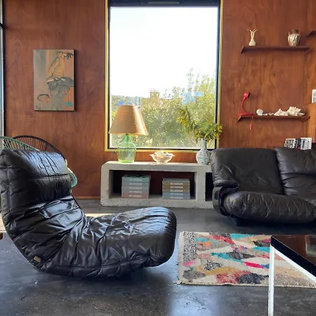 Esprit Moderniste Avec Piscine Villa *