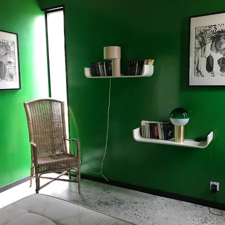Esprit Moderniste Avec Piscine Villa