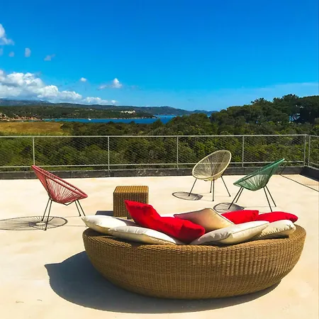 Esprit Moderniste Avec Piscine Villa Bonifacio (Corsica)