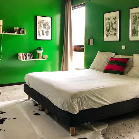 וילה Esprit Moderniste Avec Piscine *