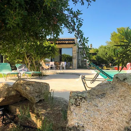Esprit Moderniste Avec Piscine * Bonifacio (Corsica)
