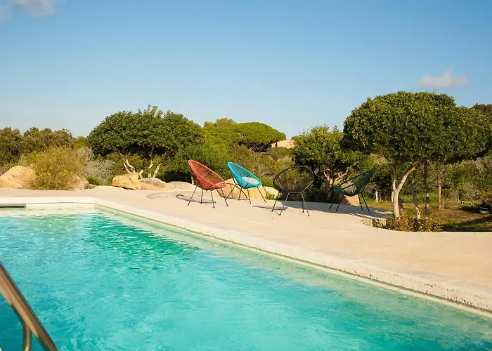 Esprit Moderniste Avec Piscine * Bonifacio (Corsica)