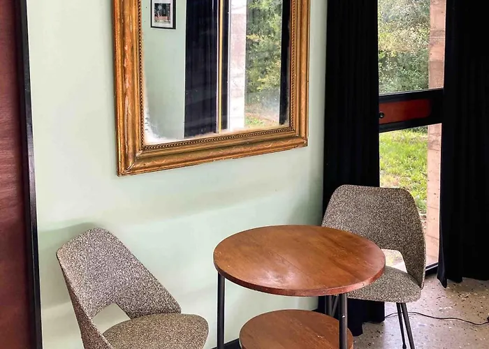 Esprit Moderniste Avec Piscine بونيفَسْيو